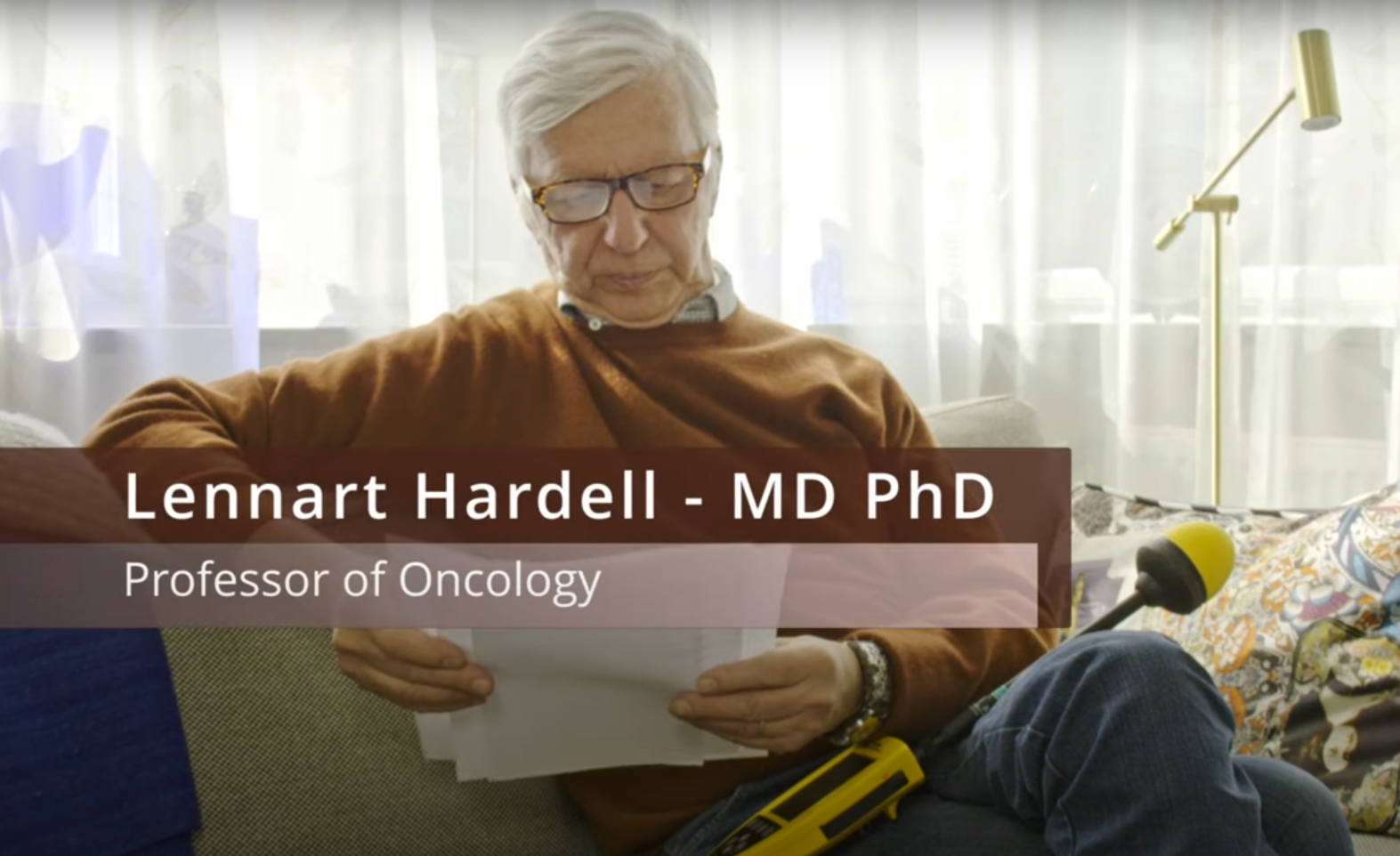 Dr Lennart Hardell er en av bidragsyterne i filmen